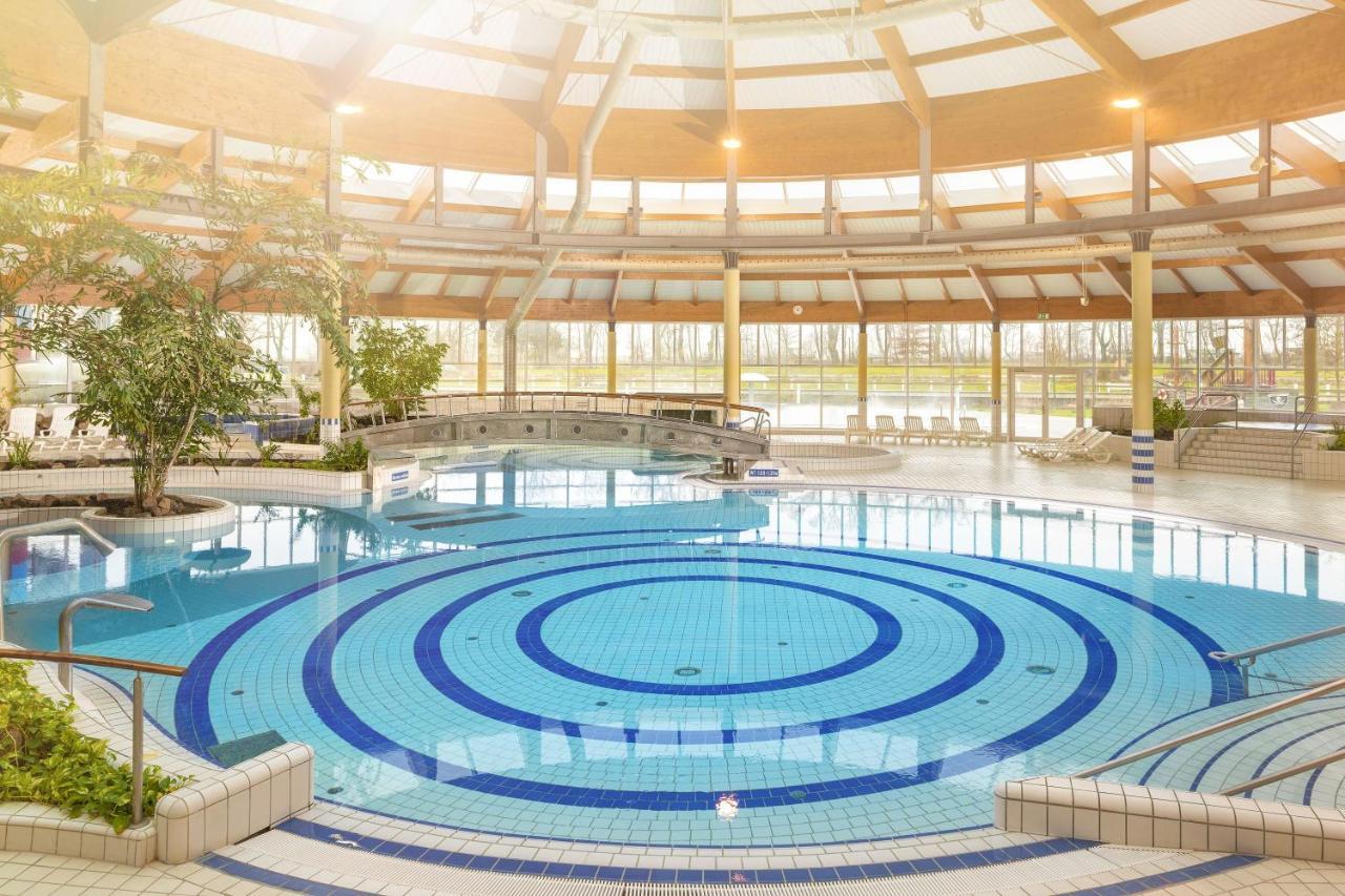 לובה Strandnah Mit Terrasse, Gratis Nutzung Vom Ahoi Erlebnisbad Und Sauna In Sellin - Strandhaus Moenchgut Fewo06 מראה חיצוני תמונה