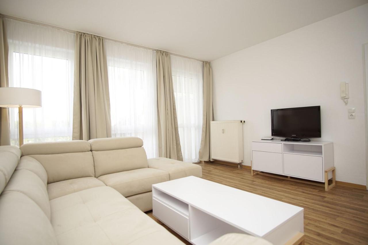 לובה Strandnah Mit Terrasse, Gratis Nutzung Vom Ahoi Erlebnisbad Und Sauna In Sellin - Strandhaus Moenchgut Fewo06 מראה חיצוני תמונה