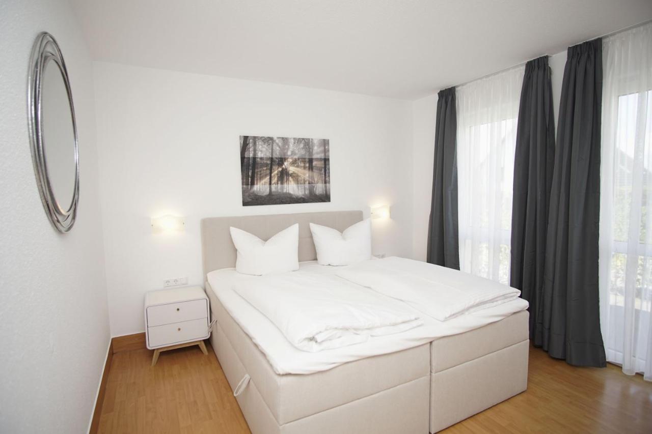 לובה Strandnah Mit Terrasse, Gratis Nutzung Vom Ahoi Erlebnisbad Und Sauna In Sellin - Strandhaus Moenchgut Fewo06 מראה חיצוני תמונה